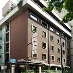 Domenichino Hotel