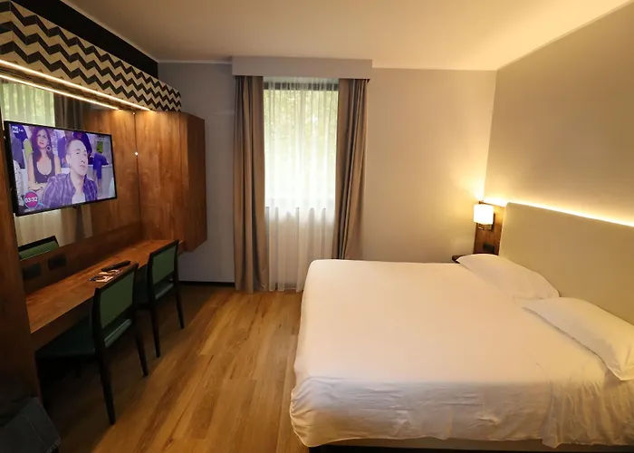 多梅尼基诺酒店