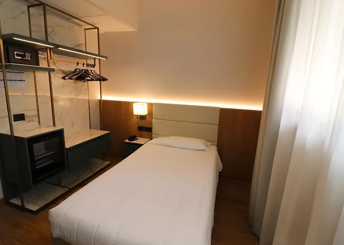 酒店 多梅尼基诺酒店