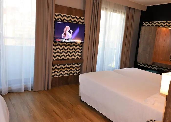 多梅尼基诺酒店